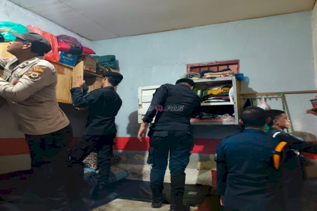Perkuat Keamanan, Lapas Wahai dan Polsek Wahai Bersinergi Gelar Razia Hunian