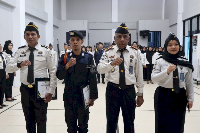 Apresiasi Kinerja Pegawai, LPKA Ambon Berikan Reward dan Sematkan Tanda Pangkat