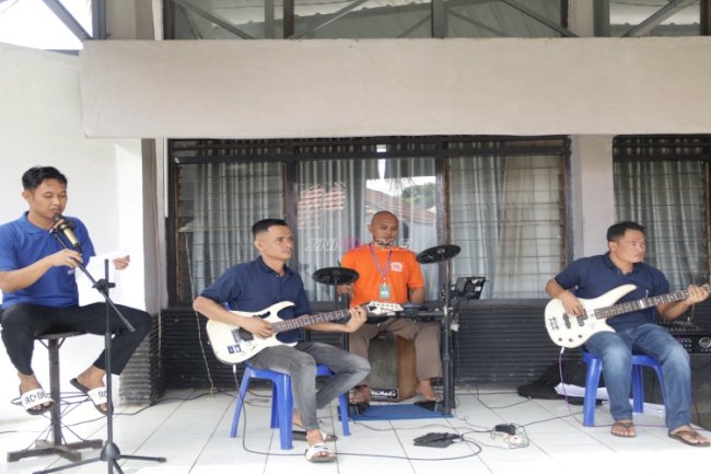 Rawana Band Meriahkan Layanan Kunjungan di Rutan Pelaihari