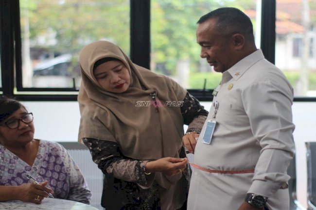 Kanwil Ditjenpas Kalbar dan Puskesmas Kampung Bangka Gelar Cek Kesehatan Gratis