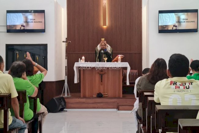 Misa Ekaristi di Lapas Cibinong, Warga Binaan Dikuatkan dalam Iman dan Pembinaan
