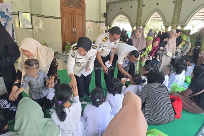 Lapas Terbuka Kendal Santuni 30 Anak Yatim Piatu di Wonosari