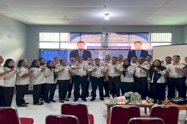 Suasana Haru Iringi Perpisahan Dua Petugas Rutan Ambon yang Promosi Jabatan