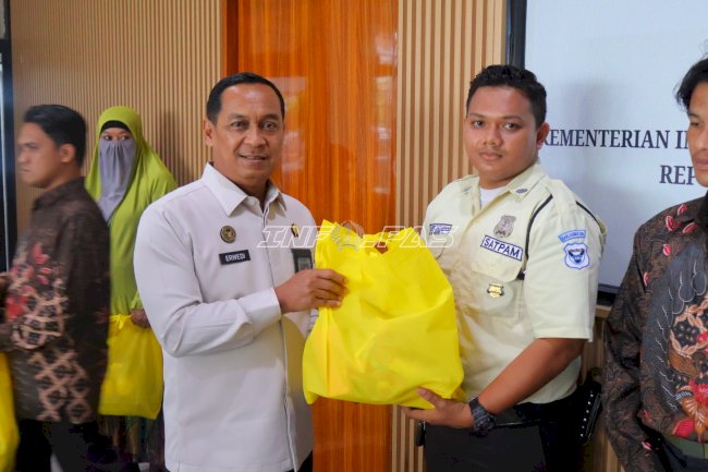 Kanwil Ditjenpas Kalsel Salurkan Bantuan Sosial bagi Tenaga Pendukung dan Masyarakat