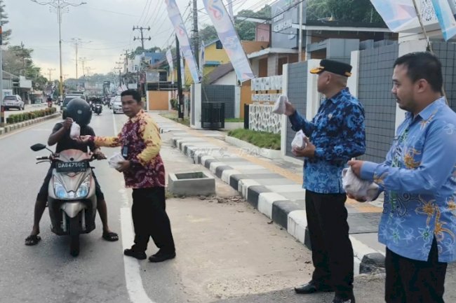 Kepedulian Lapas Kotabaru Hadirkan Senyum bagi Masyarakat melalui Jumat Berkah