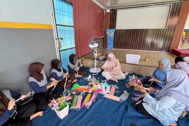 Anak Binaan LPKA Pangkalpinang Belajar Merangkai Masa Depan bersama Nusala Flowers