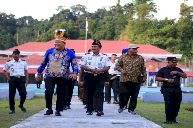 Kakanwil Ditjenpas Papua Barat Kunjungi Rutan Bintuni, Pastikan Pelayanan Pemasyarakatan Sesuai Standar