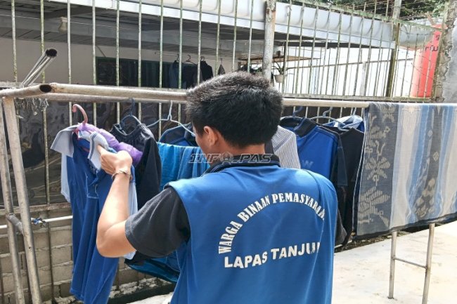 Lapas Tanjung Maksimalkan Pembinaan Keterampilan melalui Program Kemandirian Penatu  