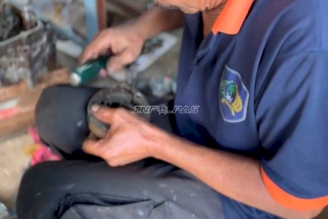 Lapas Kotabaru Bekali Warga Binaan dengan Keahlian Servis Motor