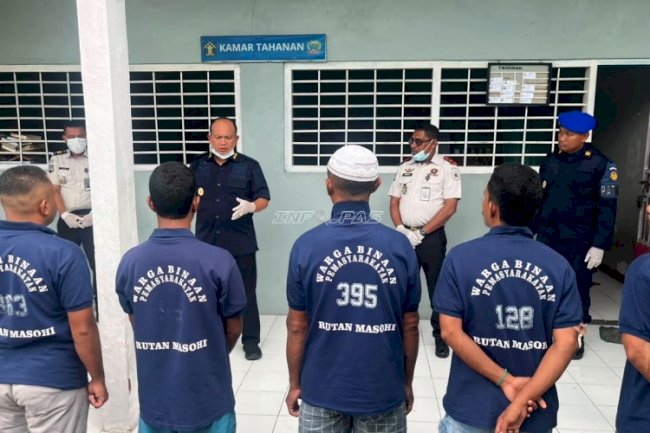 Kanwil Ditjenpas Maluku Perkuat Penyelenggaraan Pemasyarakatan lewat Monev ke Rutan Masohi