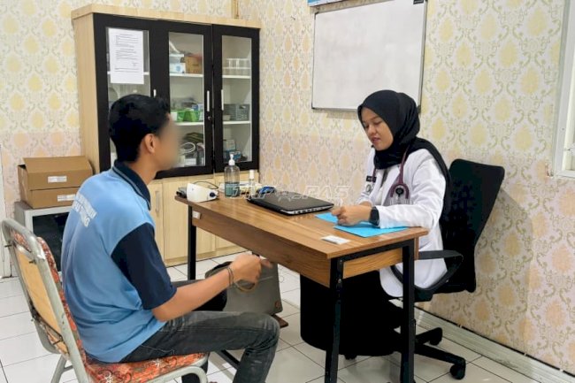 Klinik Bersinar Lapas Tanjung Layani Pemeriksaan dan Konsultasi Kesehatan Warga Binaan