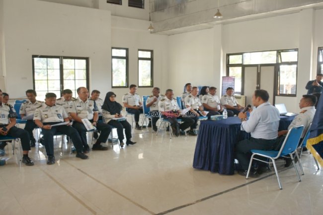 Lapas Terbuka Kendal Gandeng Bank BJB Tingkatkan Kompetensi Petugas melalui Pelatihan Pelayanan Budaya Prima