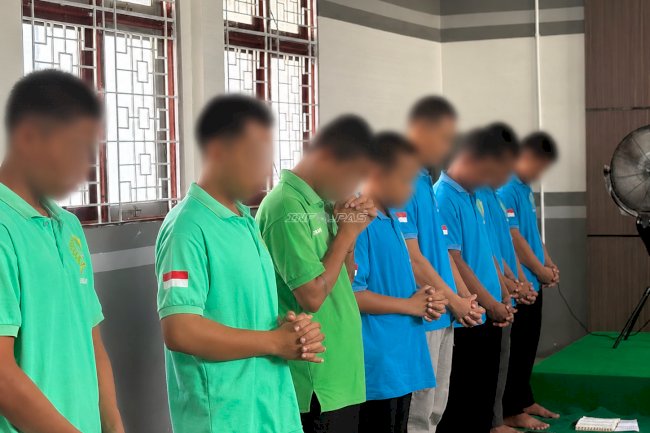 Ibadah Rutin Perkuat Pembinaan Rohani Anak Binaan LPKA Palangka Raya