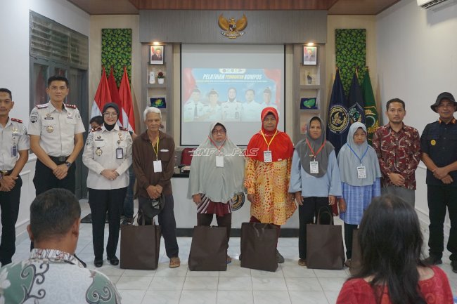 Lapas Tanjungpandan Gelar GEBER PAS melalui Pasar Murah dan Bantuan Sosial