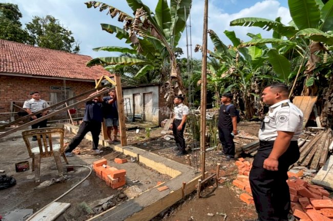Bedah Rumah Terus Berprogres, Lapas Muara Tebo dan BAZNAS Tebo Wujudkan Pemasyarakatan Bermanfaat bagi Masyarakat