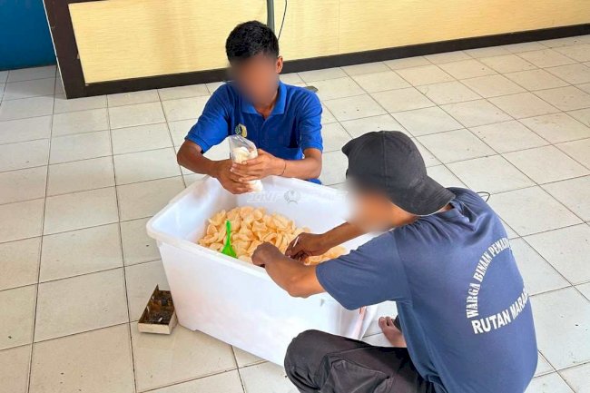 Rutan Marabahan Bekali Warga Binaan Keterampilan Produksi Kerupuk Udang