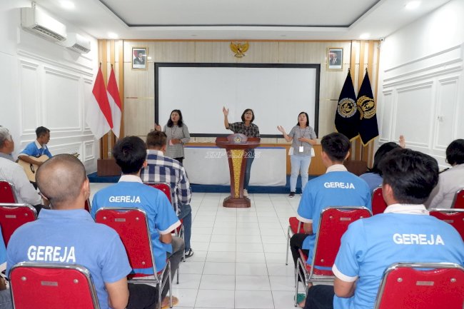 Lapas Mojokerto Gandeng Persekutuan Doa Anugerah Surabaya Bina Warga Binaan Kristiani
