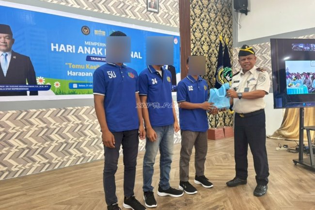Kanwil Ditjenpas Sulbar Dampingi Anak Binaan LPKA Mamuju Dialog dengan Menteri