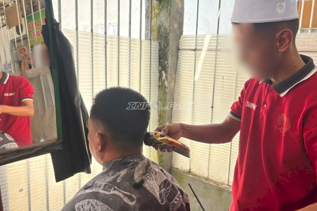 Rutan Rantau Asah Keterampilan Warga Binaan melalui Pelatihan Potong Rambut