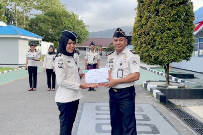  Penghargaan Petugas Teladan, Komitmen Rutan Ambon Bangun Budaya Kerja Berkualitas