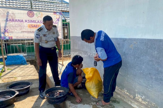 Lapas Tanjung Panen 35 Kilogram Lele, Perkuat Kemandirian Warga Binaan