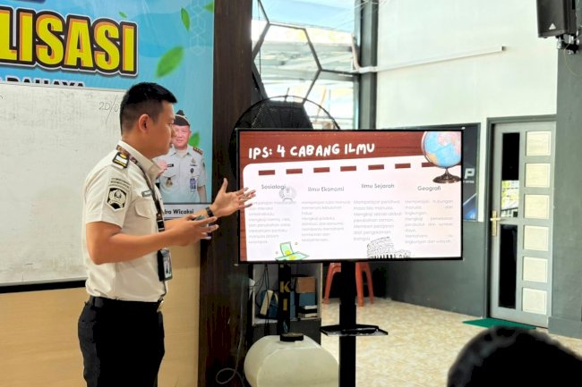 Bekali Masa Depan dengan Pendidikan, Lapas Narkotika Karang Intan Dampingi Warga Binaan Ikuti Program Paket C