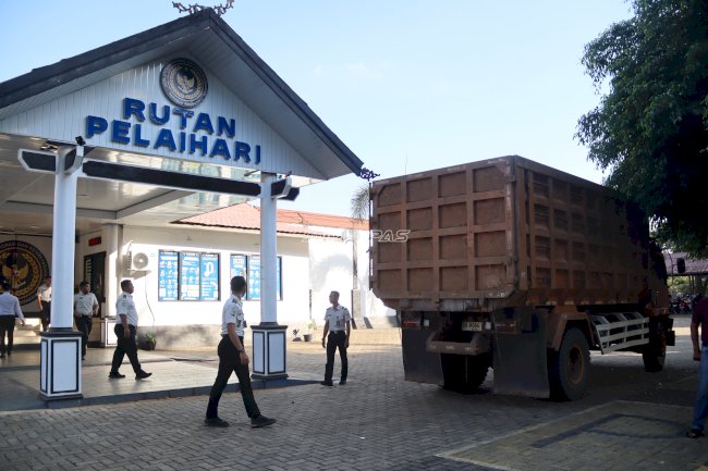 Rutan Pelaihari Terima Bantuan 15 Ton Pupuk untuk Kebun SAE