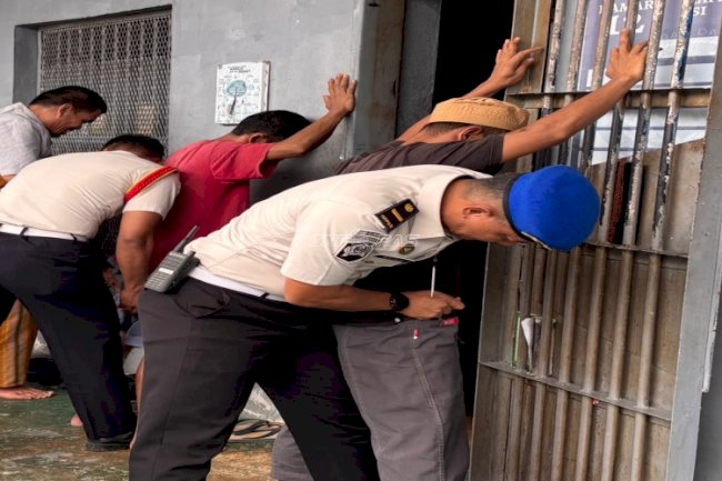 Rutan Pasangkayu Razia Kamar Hunian di Blok Isolasi, Nihil Narkoba dan Handphone