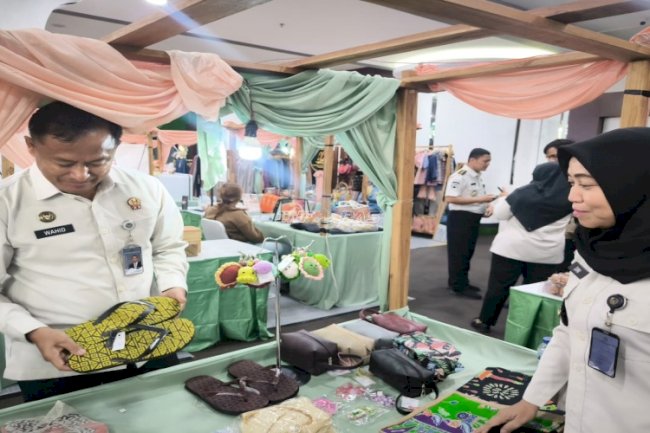 Tinjau Bazar di Balai Kota, Kakanwil Ditjenpas DK Jakarta Apresiasi Karya dan Kreativitas Warga Binaan
