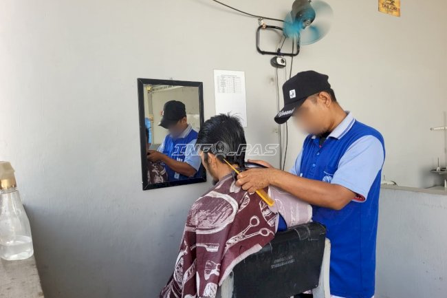 Pelatihan Barbershop Lapas Tanjung Buka Peluang Usaha Warga Binaan