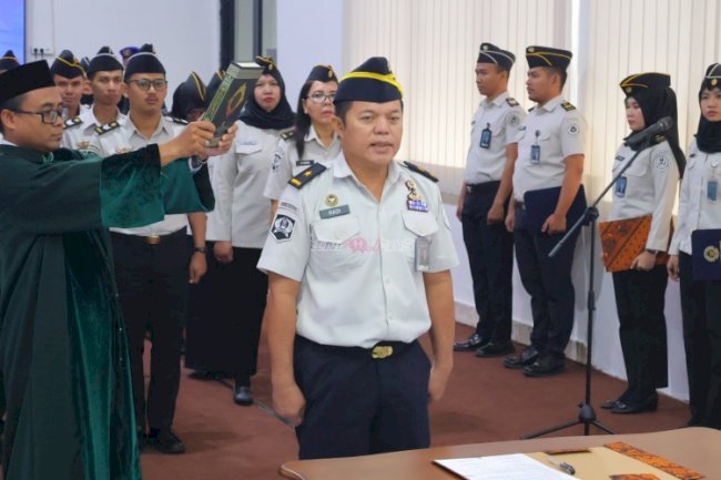 Radi Setiawan Resmi Bergabung di Kanwil Ditjenpas Kalsel, Kakanwil Tegaskan Amanah Jabatan