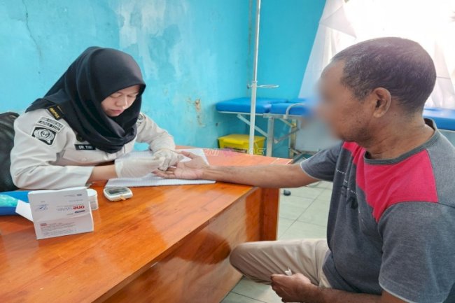 Layanan Kesehatan Intensif, Lapas Tual Gelar Pemeriksaan Rutin bagi Warga Binaan