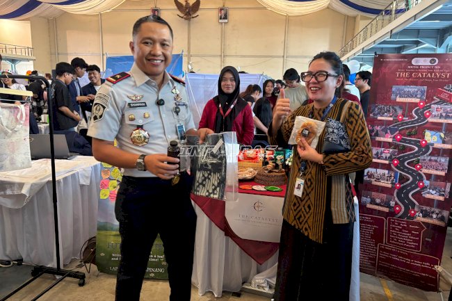 Batik Lintas Lima Karya Warga Binaan Lapas Cipinang Tampil di President University, Bangun Harapan dan Kesempatan Kedua