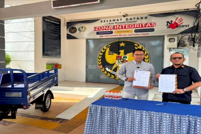 Rutan Rantau Terima Kendaraan Pengangkut Sampah dari Program BRI Peduli TJSL
