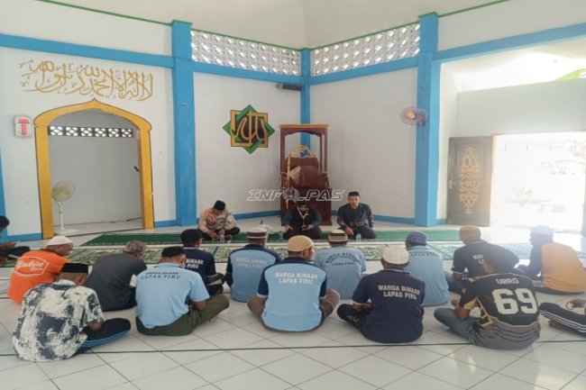 Sinergi Lapas Piru dan Kemenag Kab. SSB Perkuat Pembinaan Keagamaan melalui Pengajian dan Bantuan Sarana Ibadah