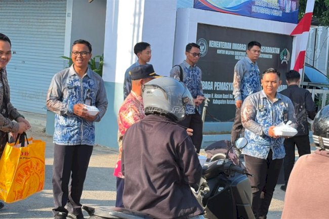 Jumat Berkah Lapas Kotabaru, Tebar Kepedulian lewat Aksi Berbagi