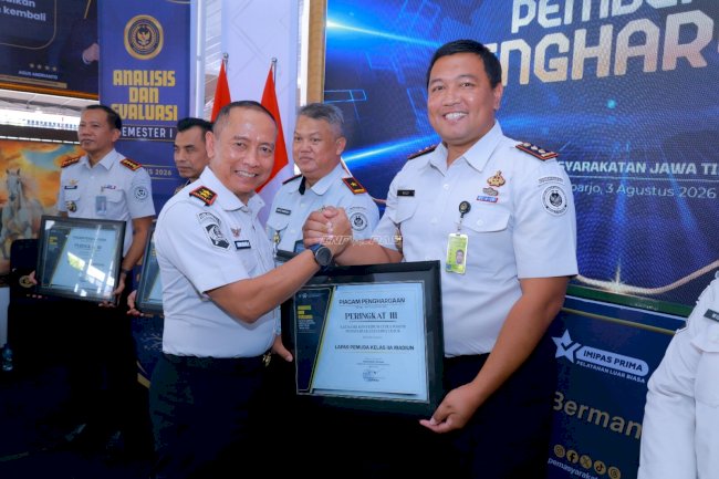 Bangun Citra Positif Pemasyarakatan,  Lapas Pemuda Madiun Raih Penghargaan Kehumasan