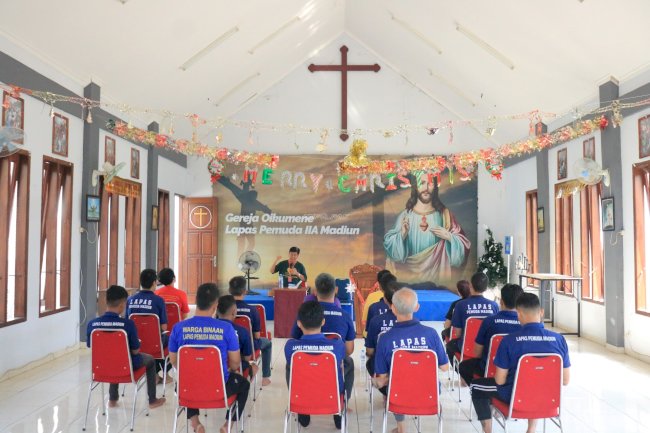 Lapas Pemuda Madiun Gandeng Yayasan Pondok Kasih dan Tim Kasih Anugerah Surabaya Bina Warga Binaan