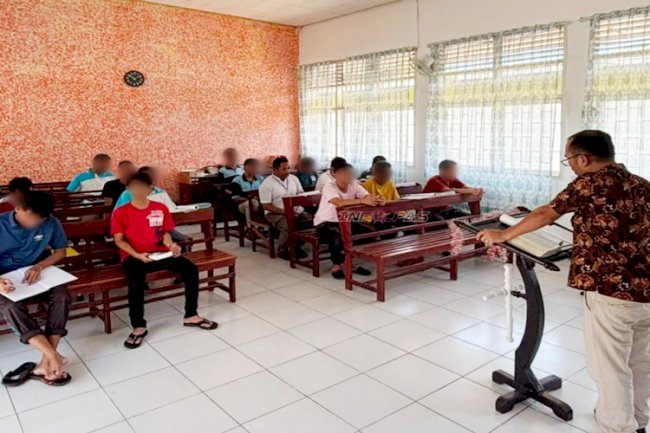 Lapas Tolitoli Perkuat Pembinaan Kepribadian melalui Pembinaan Rohani Islam dan Kristen