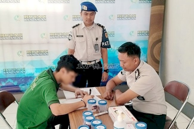 Rutan Kandangan Gelar Tes Urine Dadakan bagi Petugas dan Warga Binaan