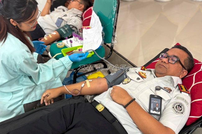 Kepala LPKA Palangka Raya dan Jajaran Ikuti Donor Darah dan CKG HUT Ke-81 RI