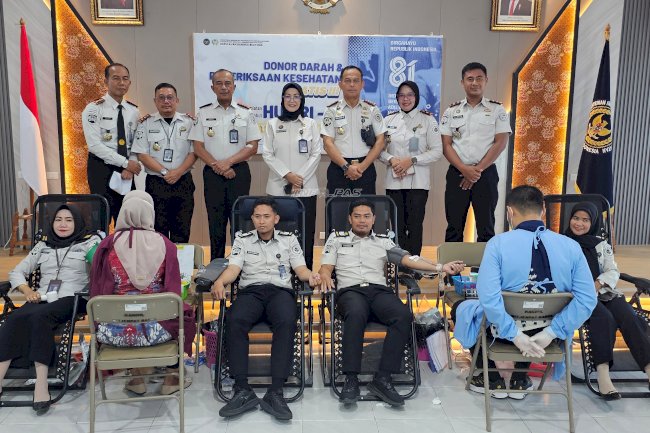 Sambut HUT Ke-81 RI, Petugas Lapas Pangkalpinang Ikuti Donor Darah