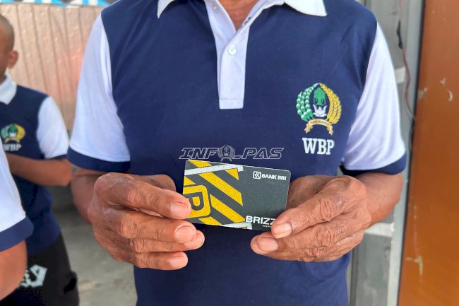 Apresiasi Kinerja Kemandirian Warga Binaan, Lapas Cilacap Serahkan Premi melalui e-Money*
