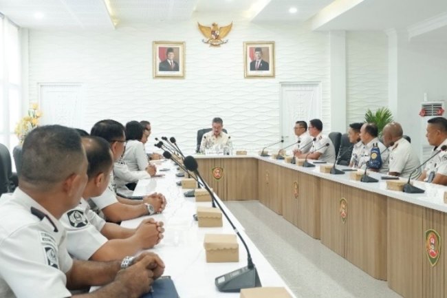 Kakanwil Ditjenpas Maluku Temui Gubernur Maluku, Laporkan Usulan Remisi HUT RI