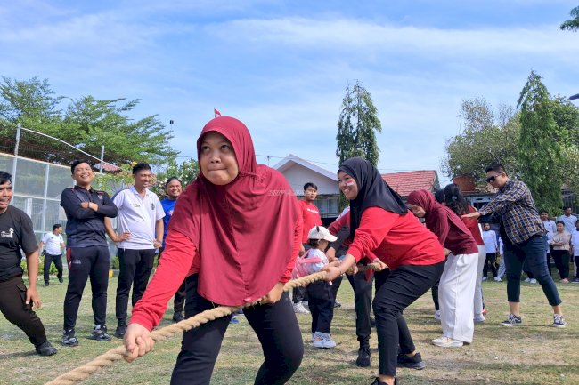 Kanwil Ditjenpas Sulteng Semarakkan HUT RI dengan Lomba Tradisional