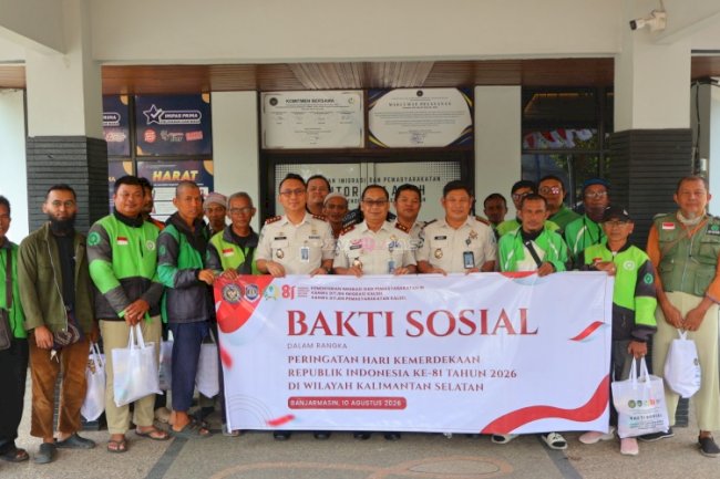 Sambut HUT Ke-81 RI, Kanwil Ditjenpas Kalsel Bagikan 50 Paket Sembako