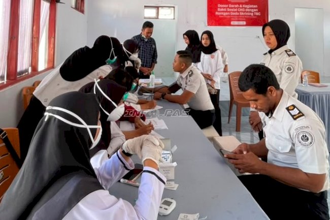 Dorong Pemasyarakatan Sehat, Lapas Namlea dan Puskesmas Sawa Gelar CKG dan Skrining TBC
