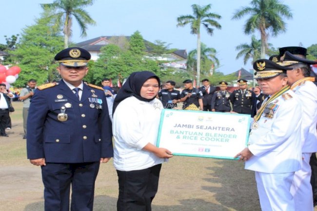 Kanwil Ditjenpas Jambi dan Gubernur Jambi Bekali Modal Usaha bagi Narapidana Bebas Murni 