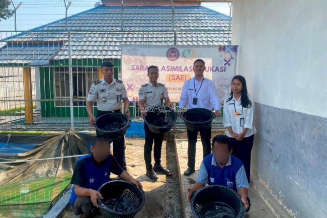 Lapas Tanjung Dorong Kemandirian Warga Binaan melalui Panen 30 Kilogram Lele