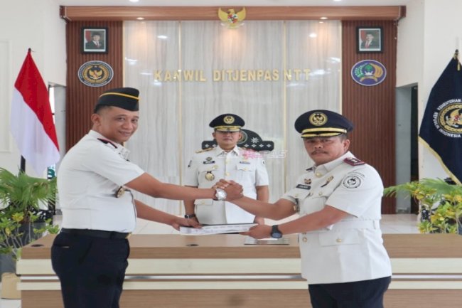 Kakanwil Ditjenpas NTT Lantik 17 Pejabat, Dorong Penguatan Kinerja dan Implementasi 15 Program Aksi Kemenimipas